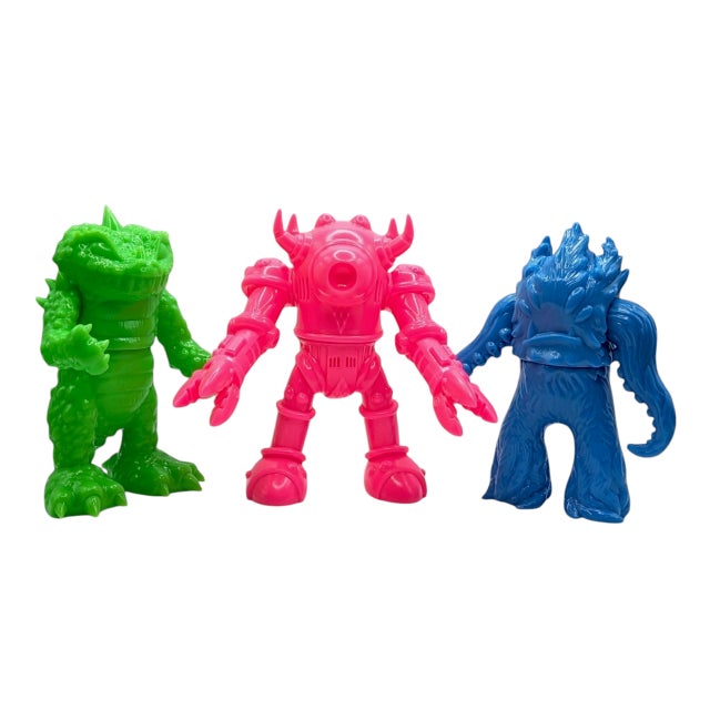 【STUDIO WEAREALLANIMALS】This Is Not Tsh This Is Not A Toy Company | This Is Not A Toy Store